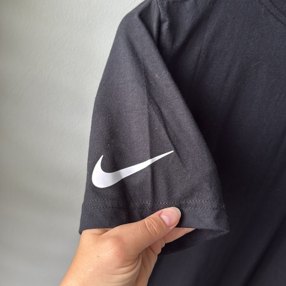 NWT Nike 3 Brand Youth Black Tee - Picture 6 of 6